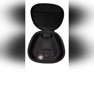Xbox elite 2 controller case with accessories